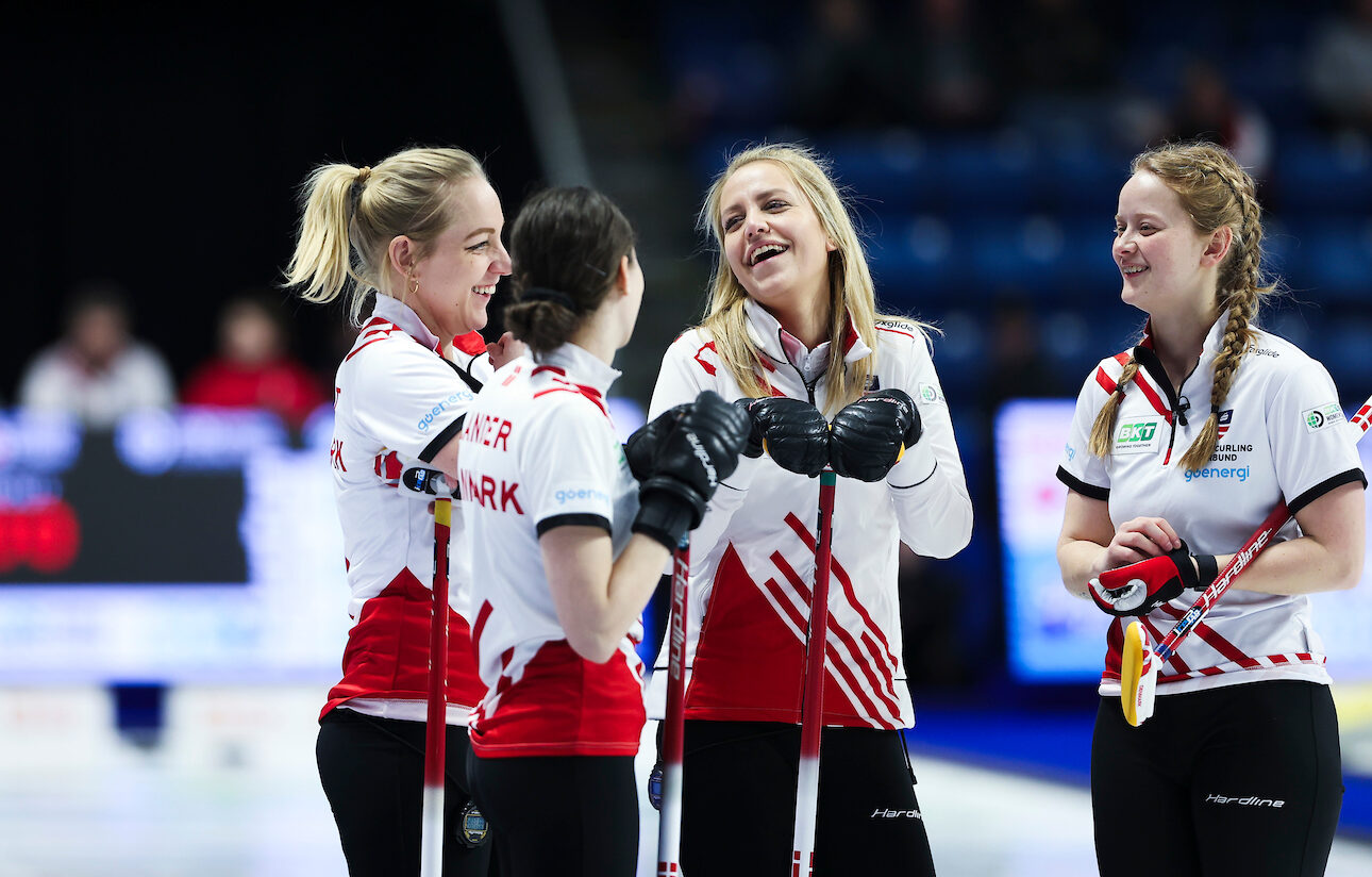 VM 2024 Danmark har kvalificeret sig til slutspillet Dansk Curling